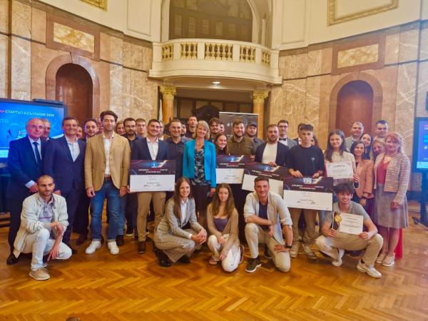 Финалисти от Конкурса 2024