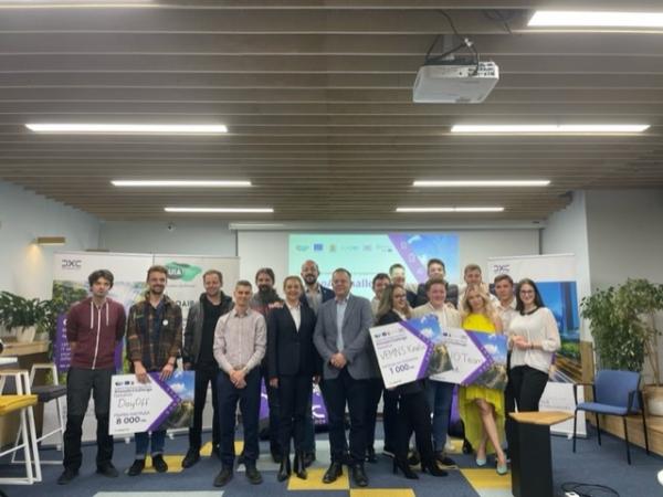 thumbnail_70225C5C-33C3-447F-B15B-0856B4727634