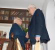 Официално посещение в дома на Валери Петров по случай деведесетгодишния му юбилей