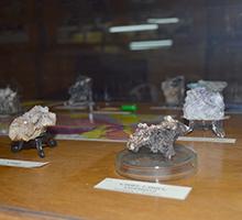 „Минералите на Сакар“ – изложба в Музея по минералогия, петрология и полезни изкопаеми