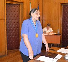 Проф. д-р Анастасия Бънкова бе удостоена с Почетния знак на Софийския университет „Св. Климент Охридски“ със синя лента