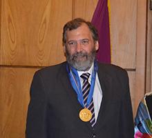 Проф. Мариано Мемоли бе удостоен с Почетния знак на Софийския университет със синя лента