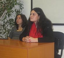 Студенти от специалност „Индология“ с открита лекция за стажа си в посолството на България в Делхи