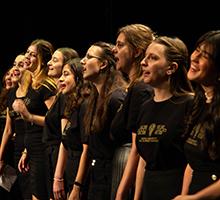 Студентската група „Лингвакорд“ участва в първото издание на Фестивала за вокално изкуство „Аура“