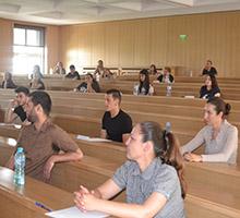 Втората кандидатстудентска сесия на Софийския университет за учебната 2017/2018 г. продължава с изпити по италиански език и по философия и социални науки