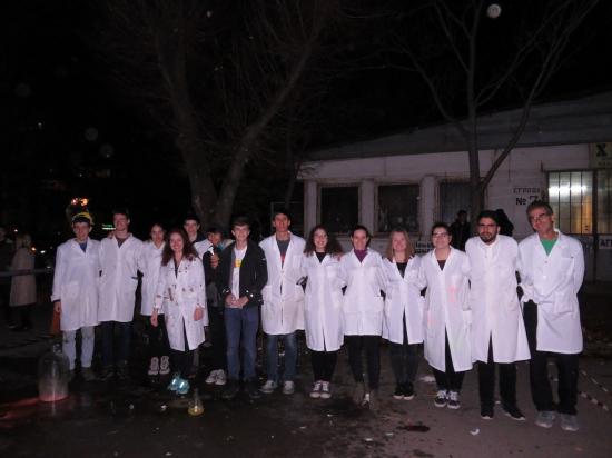 Демонстратори от Корпуса за бързо гърмене на Вечерта на химията във ФХФ, 28 ноември 2019